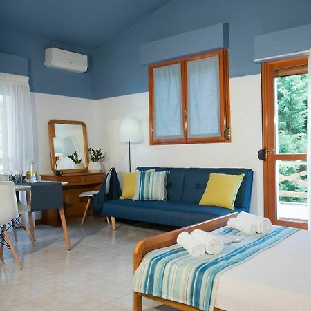 St.John Village Apartments Скала-Фуркас Екстер'єр фото